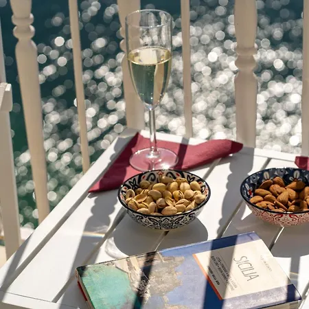 Apartment Alfeo Seafront - Sunset View In Ortigia